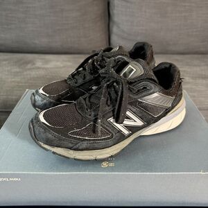 New Balance 990v5 Black Suede Athletic Running Shoes Women's Size 8.5